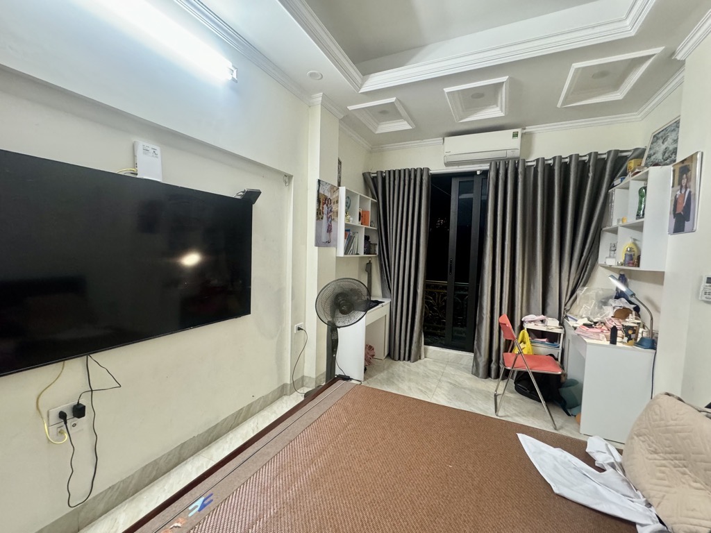 Nhà Phú Diễn Cực Hiếm - Vỉa Hè - Ôtô Tránh - Đẹp Long Lanh Lấp Lánh