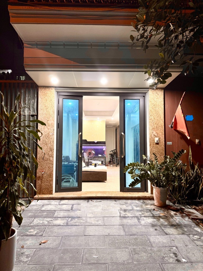 Nhà Phú Diễn Cực Hiếm - Vỉa Hè - Ôtô Tránh - Đẹp Long Lanh Lấp Lánh