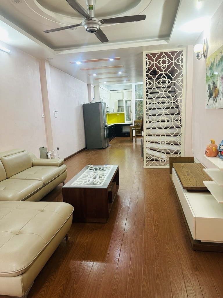 Bán Nhà #PhúDiễn - 48m2 - Nhà Mặt Phố Kinh Doanh Sầm Uất - Ôtô Tránh - Khu Vực Phát Triển Mạnh - Tiện Ích Ngập Tràn - Di Chuyển Thuận Tiện - Căn Nhà Quá Tuyệt Vời