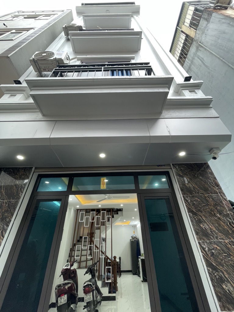 Nhà #CầuDiễn Đẹp Thiết Kế Hiện Đại 40m2 - Ngõ Nông Gần Ôtô - 5 Tầng Đầy Đủ Công Năng - Tiện Ích Ngập Tràn - Gần Ga Tàu Trên Cao - Gần Chợ - Trường Học Các Cấp - Giao Thông Thuận Tiện