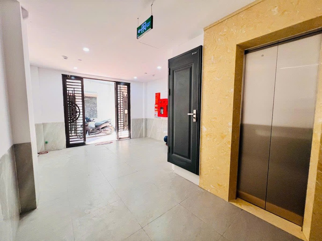 Siêu Phẩm #MỹĐình - 40m2 - Mt 4m - 6 Tầng Thang Máy - Full Thiết Bị Pccc và Full Nội Thất…- Nằm Trong Khu Vực Sôi Động Luôn Kín Phòng - Cực Gần Ôtô Di Chuyển Thuận Tiện