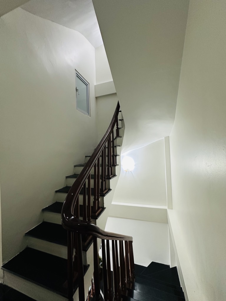 Bán Nhà #MỹĐình - Siêu Phẩm Lô Góc - Gần Mặt Phố, Rộng - Ôtô 4 Chỗ Vào Tận Nhà