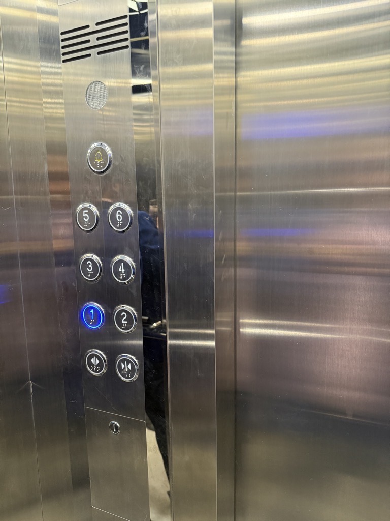 #HồTùngMậu - CCMN Hiếm Nhất Khu #CầuGiấy - 20PKK - 85m2 - 6 Tầng Thang Máy - Mt 8.3m - Dòng Tiền 1.2 Tỷ/ Năm - Giá Chỉ Nhỉnh 16 Tỷ