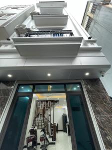 Nhà #CầuDiễn Đẹp Thiết Kế Hiện Đại 40m2 - Ngõ Nông Gần Ôtô - 5 Tầng Đầy Đủ Công Năng - Tiện Ích Ngập Tràn - Gần Ga Tàu Trên Cao - Gần Chợ - Trường Học Các Cấp - Giao Thông Thuận Tiện