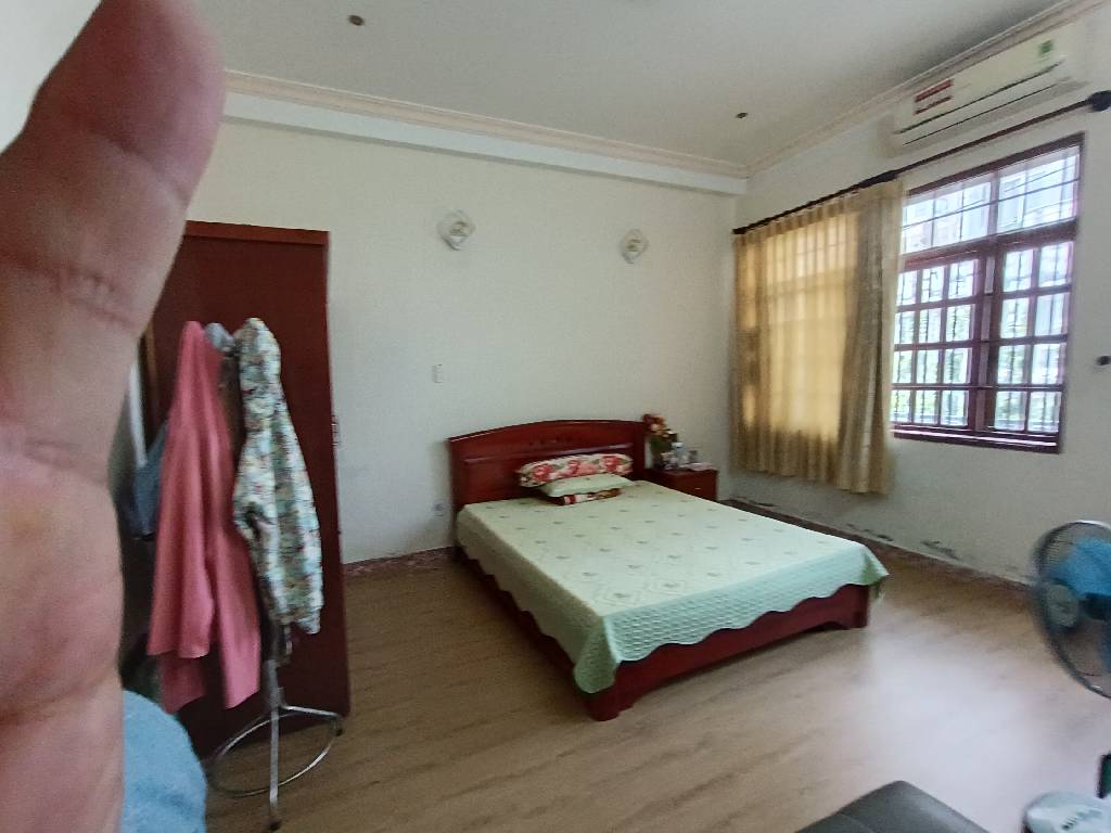 MẶT TIỀN ĐANG KINH DOANH – VỊ TRÍ ĐẮC ĐỊA, KHU VỰC SẦM UẤT, PHÙ HỢP KINH DOANH MỌI NGÀNH NGHỀ