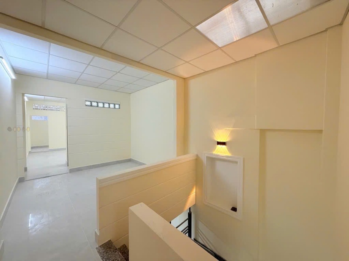 NHÀ MỚI 2 TẦNG - SÁT HẺM XE HƠI TRÁNH NHAU NGAY NGUYỄN VĂN ĐẬU - P6 - BÌNH THẠNH - SỔ NỞ HẬU TÀI LỘC - 67M2 - NHỈNH 7TỶ.