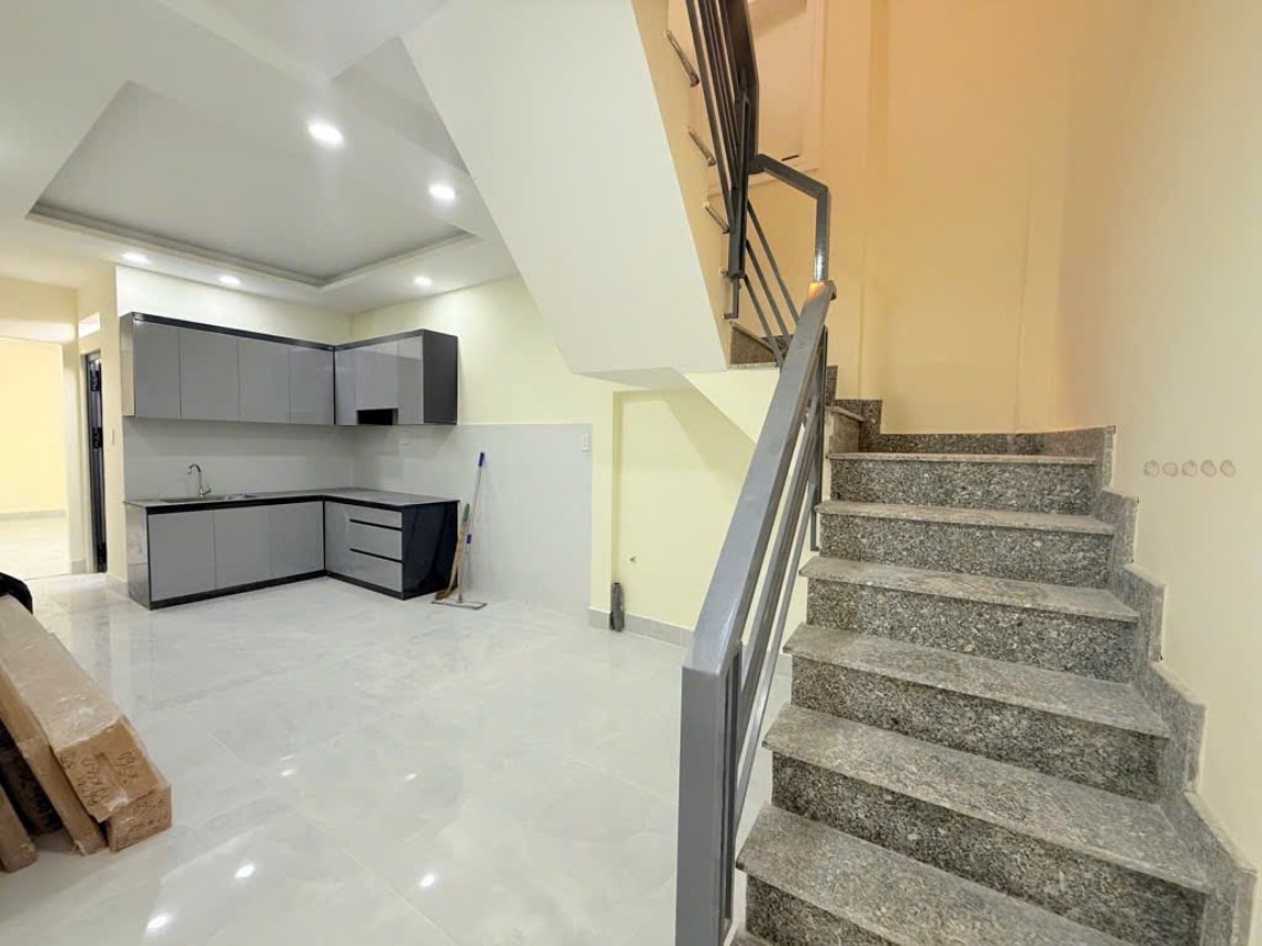 NHÀ MỚI 2 TẦNG - SÁT HẺM XE HƠI TRÁNH NHAU NGAY NGUYỄN VĂN ĐẬU - P6 - BÌNH THẠNH - SỔ NỞ HẬU TÀI LỘC - 67M2 - NHỈNH 7TỶ.