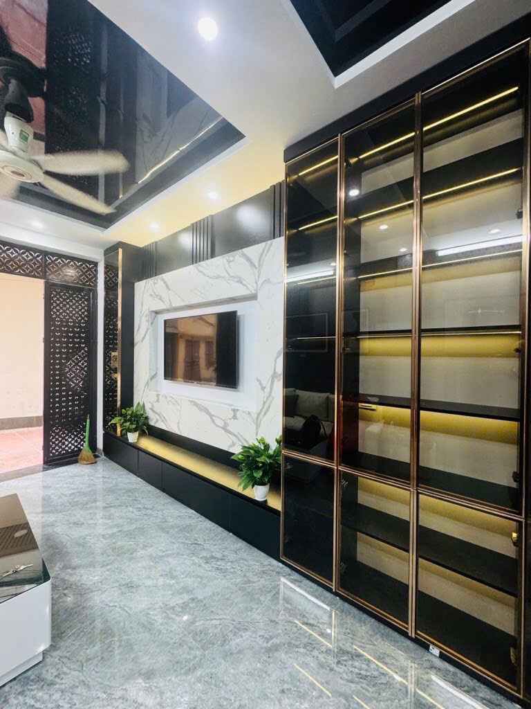 Nhà đẹp phố định công thượng, nhà mới xây phong cách hiện đại, chỉ 8,3 tỷ.