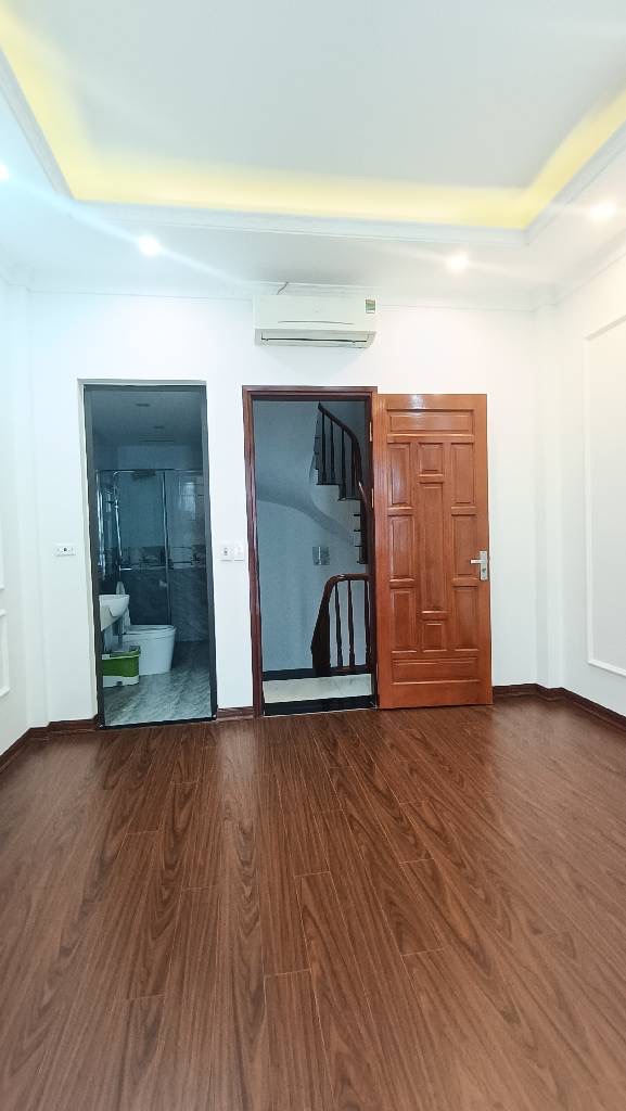 Bán nhà Phúc Lợi 30m2 nhỉnh 4 tỷ