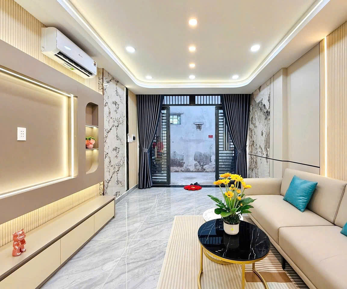 Bán nhà Trung Tâm Phố Lụa, Hà Đông - 42m2, nhà Lô góc 3 mặt thoáng - Chỉ 7,6 tỷ