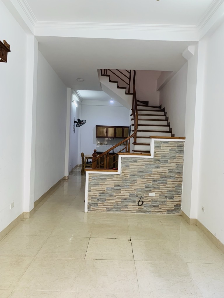 Bán nhà Trung Tâm Phố Lụa, Hà Đông - 39m2, giá 6,8 tỷ - Sổ đỏ nở hậu, gần ô tô