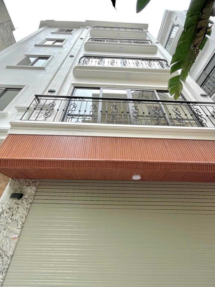 Bán nhà ĐỊNH CÔNG