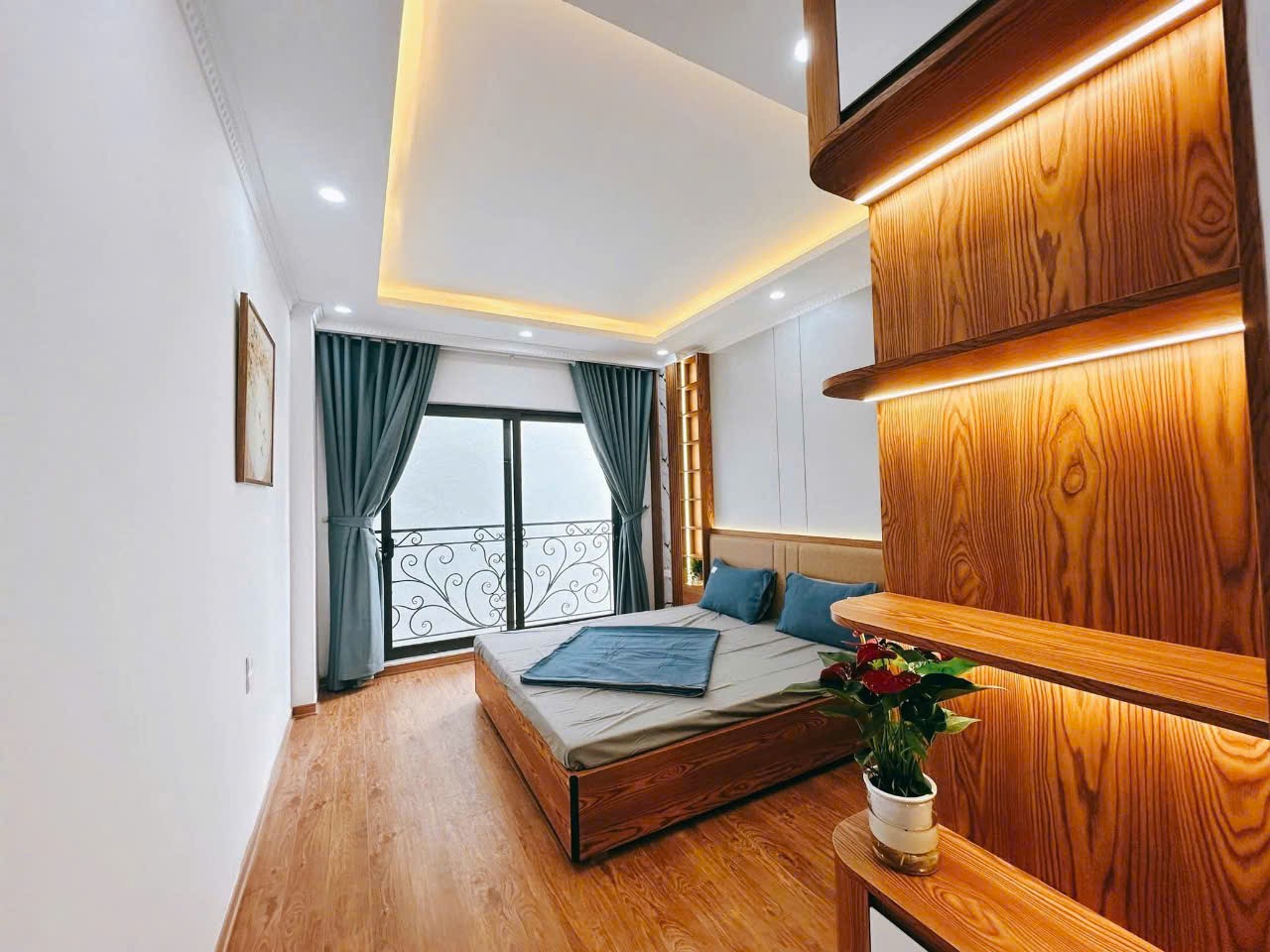 Bán nhà ĐỊNH CÔNG