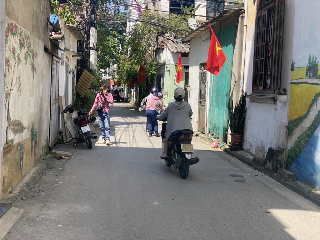 VỊ TRÍ ĐẮC ĐỊA-Ô TÔ THÔNG- VIỆT HƯNG LONG BIÊN