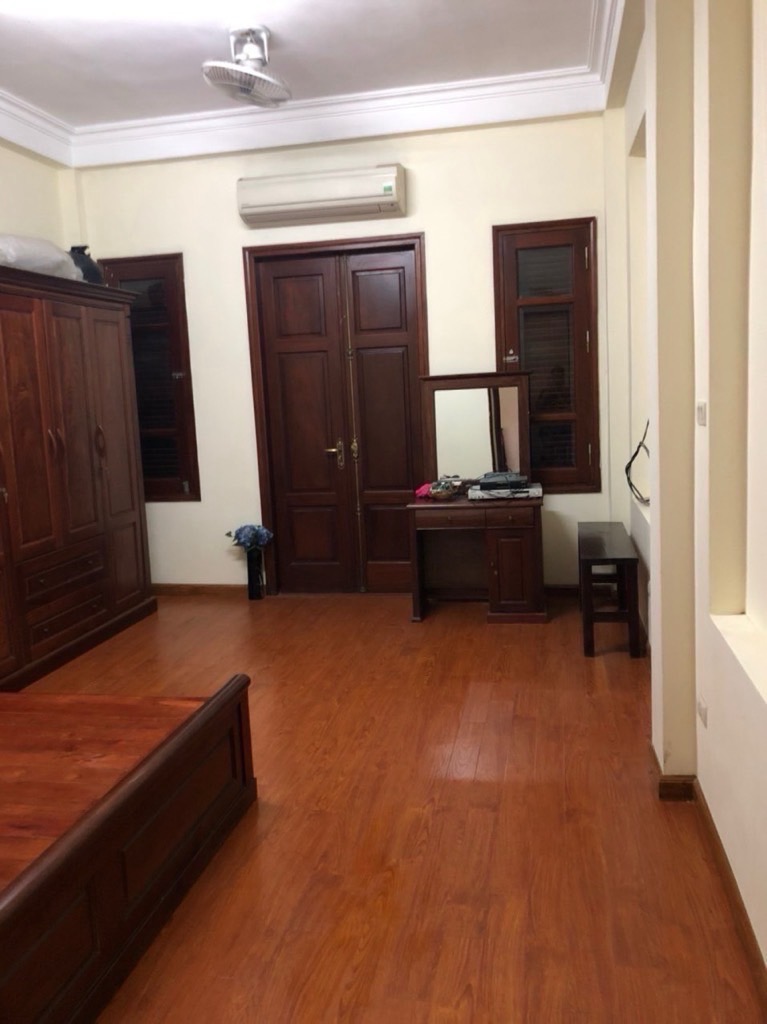 VỊ TRÍ ĐẮC ĐỊA-Ô TÔ THÔNG- VIỆT HƯNG LONG BIÊN