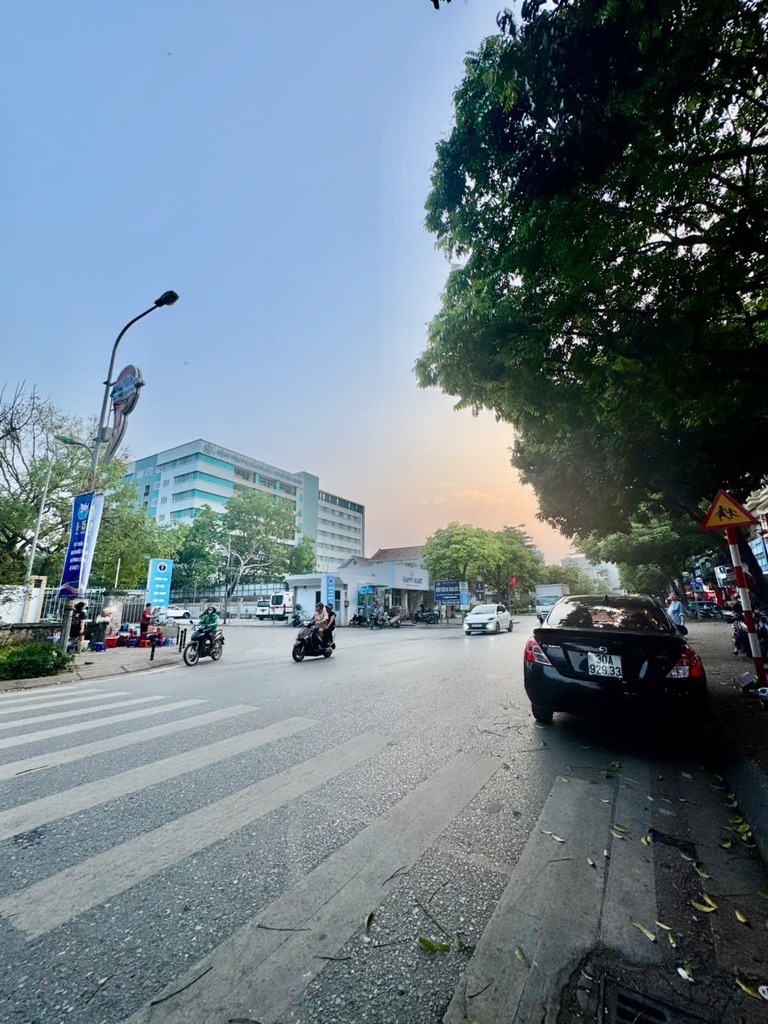 115M2 ĐẤT TRUNG TÂM-  TRƯỜNG LÂM- Ô TÔ TRÁNH ĐỖ CỔNG- NGÕ THÔNG