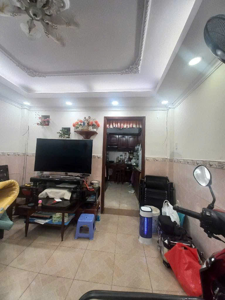 NHÀ HẺM LÊ VĂN SỸ, P.12, Q.3, 31M2, 4 TẦNG, GIÁ 5.7 TỶ.