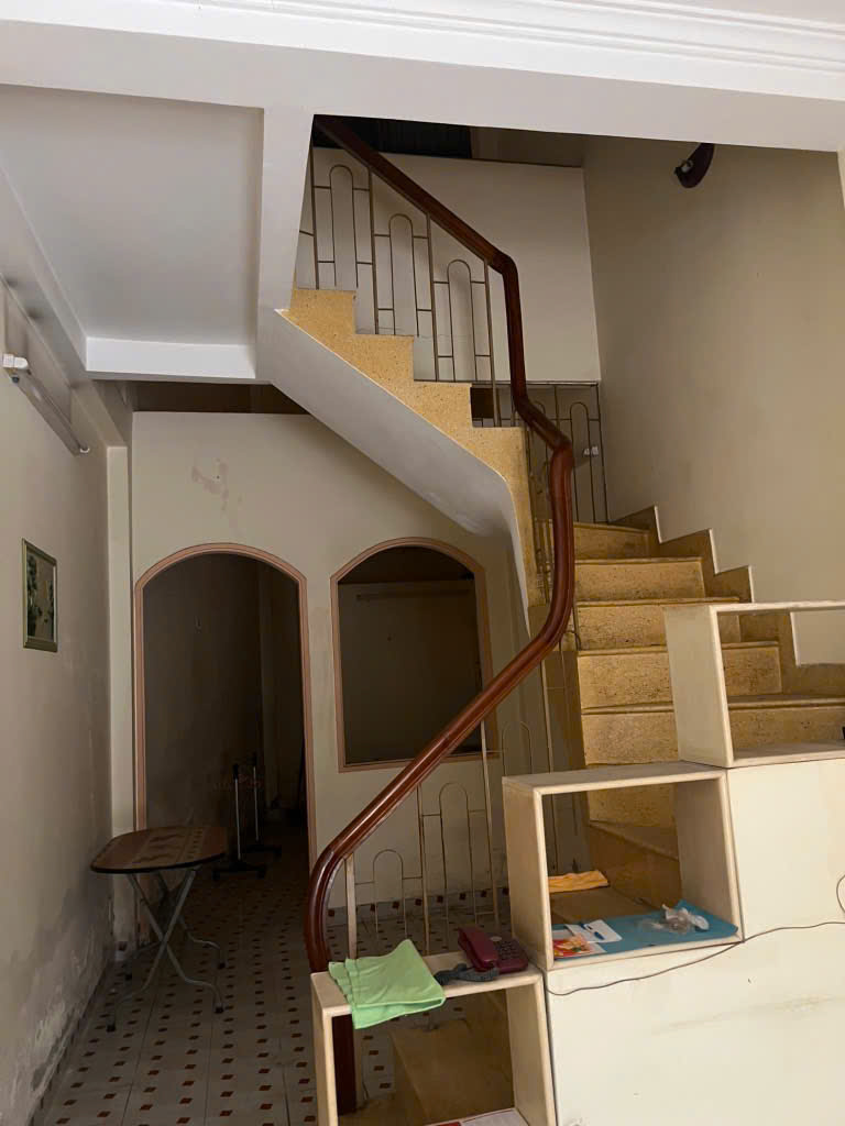 NHÀ CÁCH MẠNG THÁNG TÁM, P.6, Q.3, 41 M2, GIÁ 9.5 TỶ.