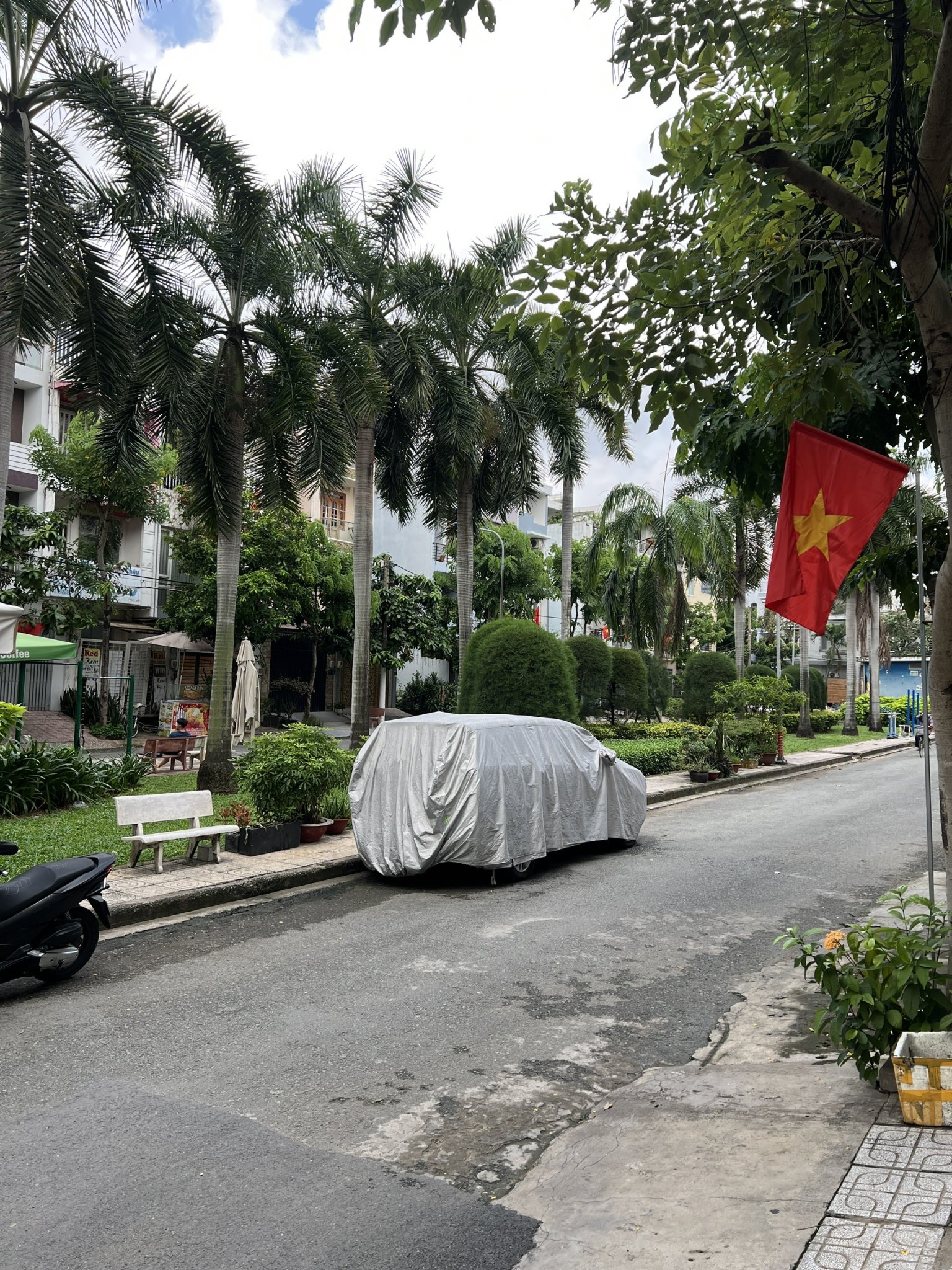 KHU DÂN CƯ V.I.P ĐẶNG THÙY TRÂM, P. 13, Q. BÌNH THẠNH, 72M2, 4 LẦU, 12 TỶ.