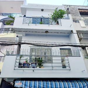 NHÀ LÊ VĂN SỸ, Q3, 3 TẦNG, 32M2, HẺM 8M, GIÁ 9 TỶ