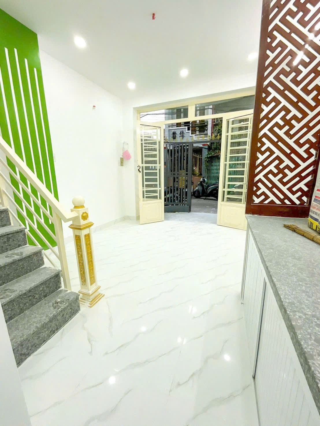 NHÀ ĐẸP TRUNG TÂM Q.6 - TÂN HÒA ĐÔNG - 2 TẦNG- 22m2 - VÀO Ở NGAY- CHỈ 2.2 TỶ