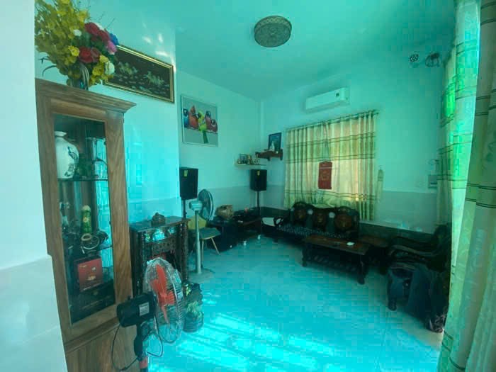 BÁN NHÀ MẶT TIỀN ĐƯỜNG GÒ CÁT