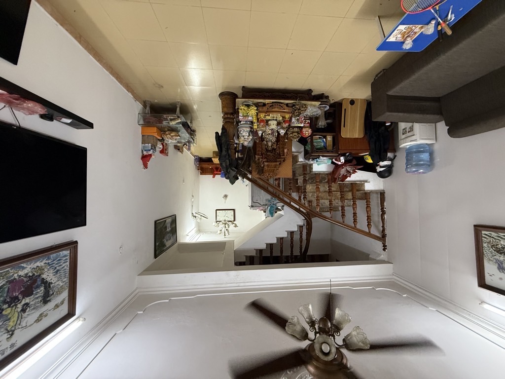 Bán nhà dân xây,4 tầng,full nội thất,đầy đủ công năng và tiện ích sử dụng.