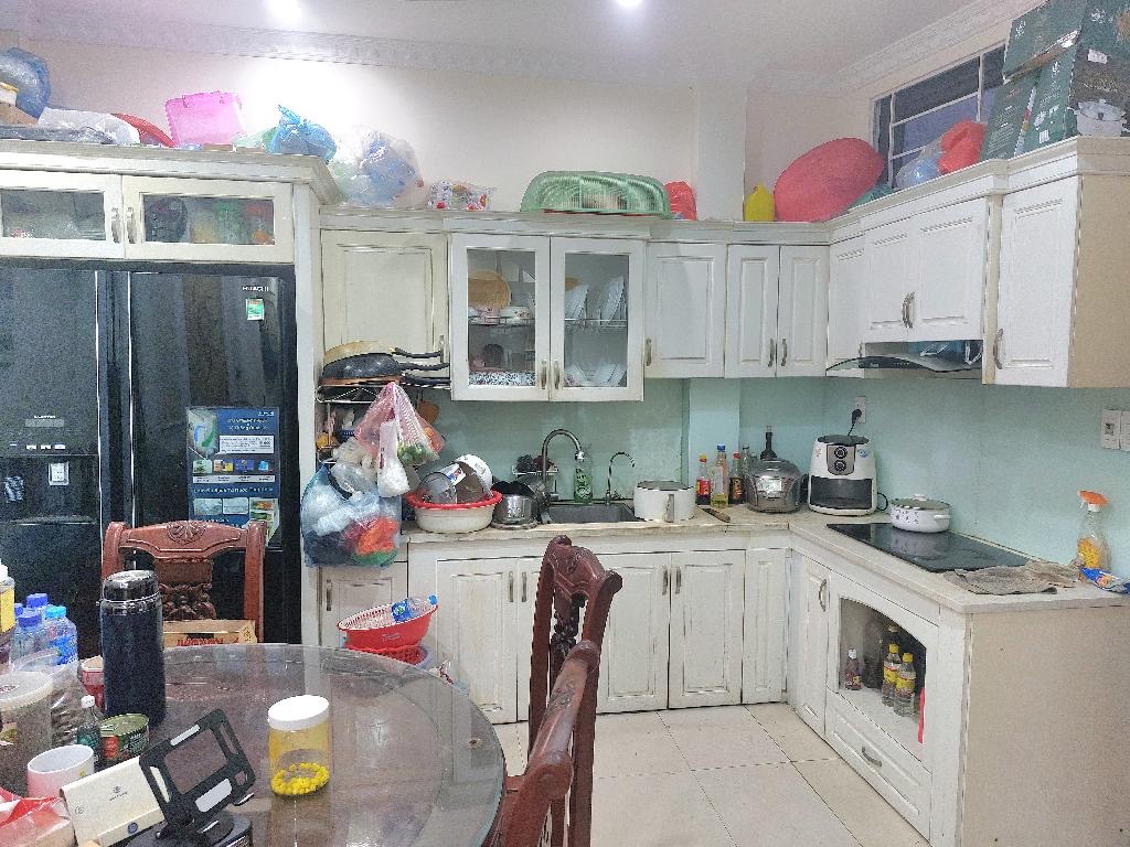 Cần bán nhà dân xây,5 tầng đầy đủ công năng và tiện ích sử dụng.