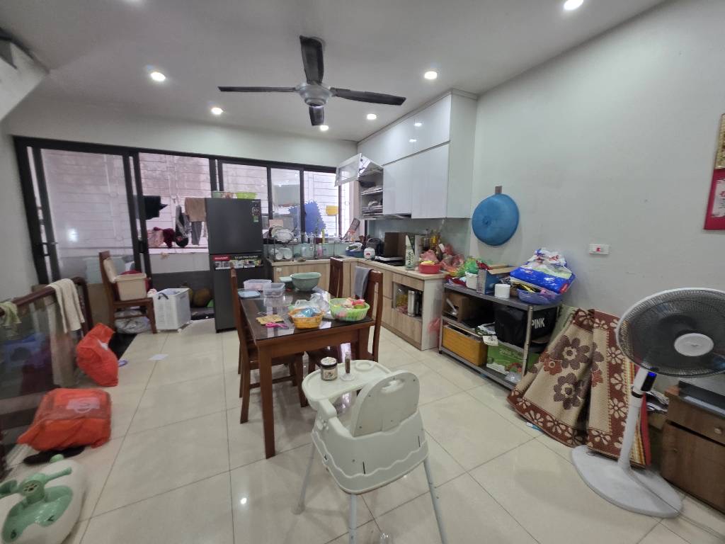 Bán nhà khu vực VIP ít nhà bán nhiều người tìm.