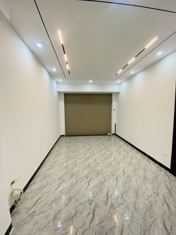 Bán nhà siêu phẩm Long Biên,lô góc,6 tầng thang máy.