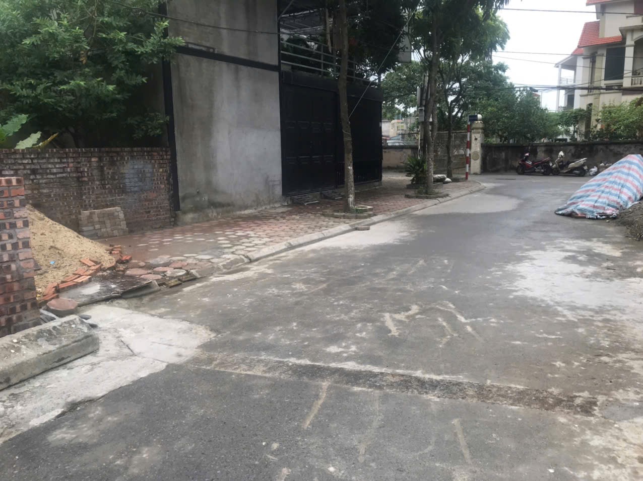 Chính chủ cần bán mảnh đất ở Gia Lâm diện tích 68m2, mặt tiền5m.