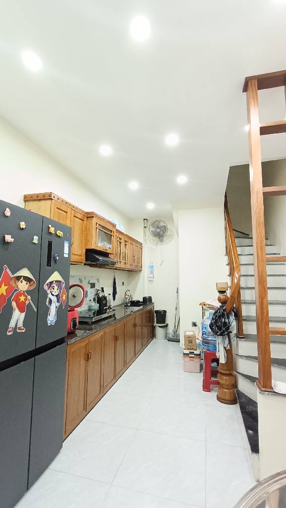 Bán nhà khu vực Long Biên,vị trí giao thông thuận tiện đi các ngả.