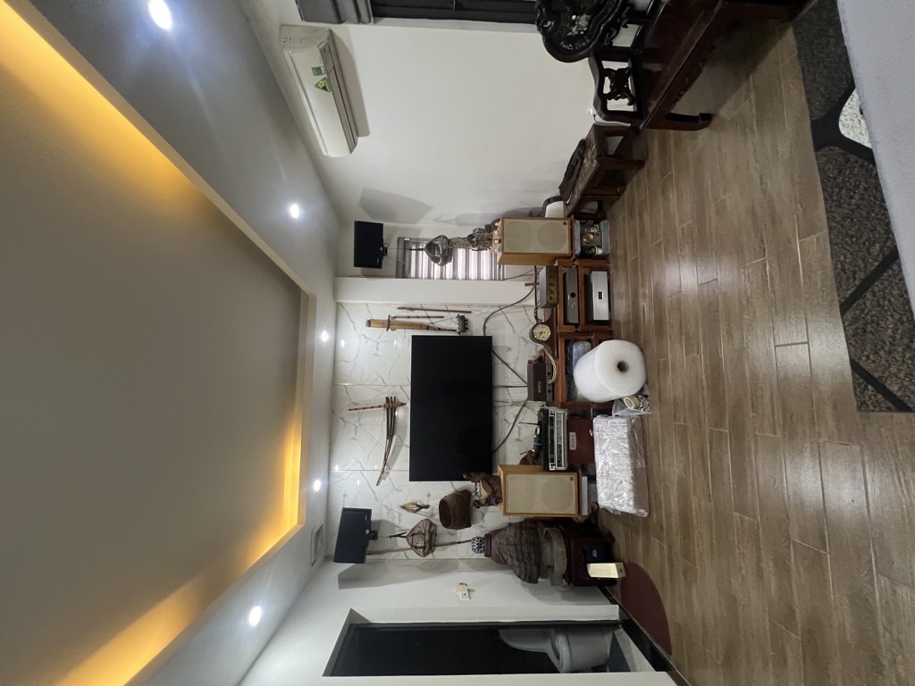 Bán nhà Nguyễn Văn Cừ,5 tầng,ôtô đỗ cửa,full nội thất.