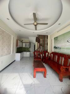 Bán nhà dân tự xây,bê tông cốt thép chắc chắc,đầy đủ công năng…