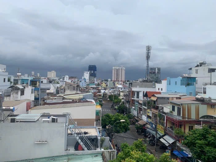 Bán nhà vị trí vàng đường âu dương lân , quận 8