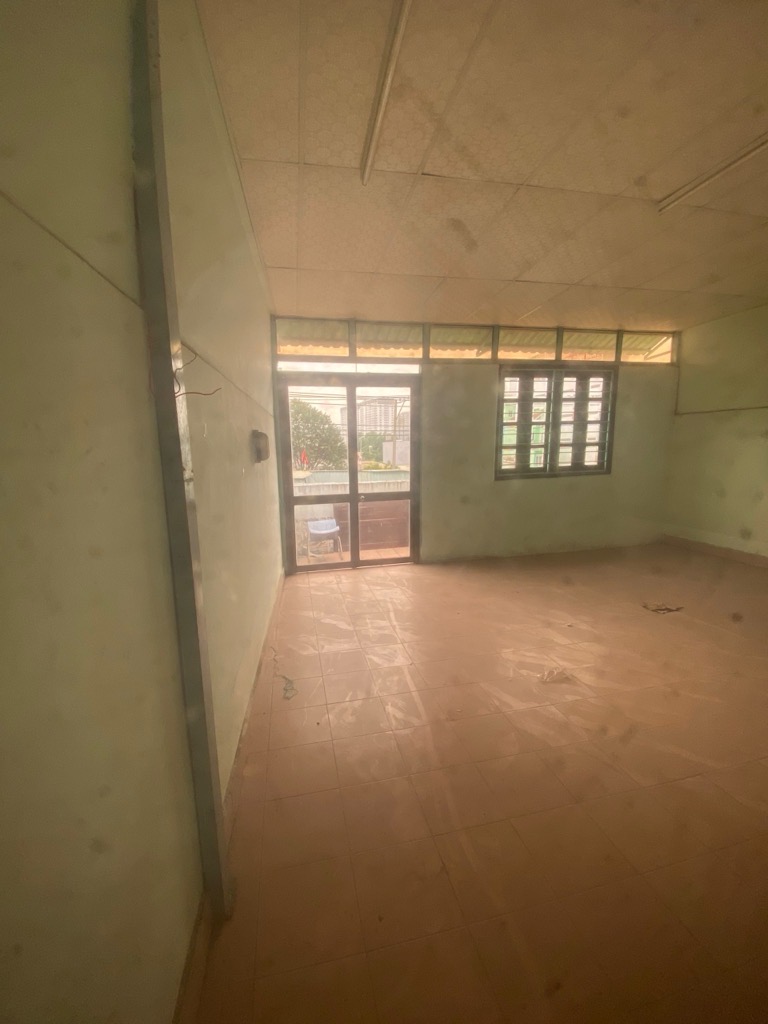 Nhà mặt tiền kinh doanh quốc lộ 50