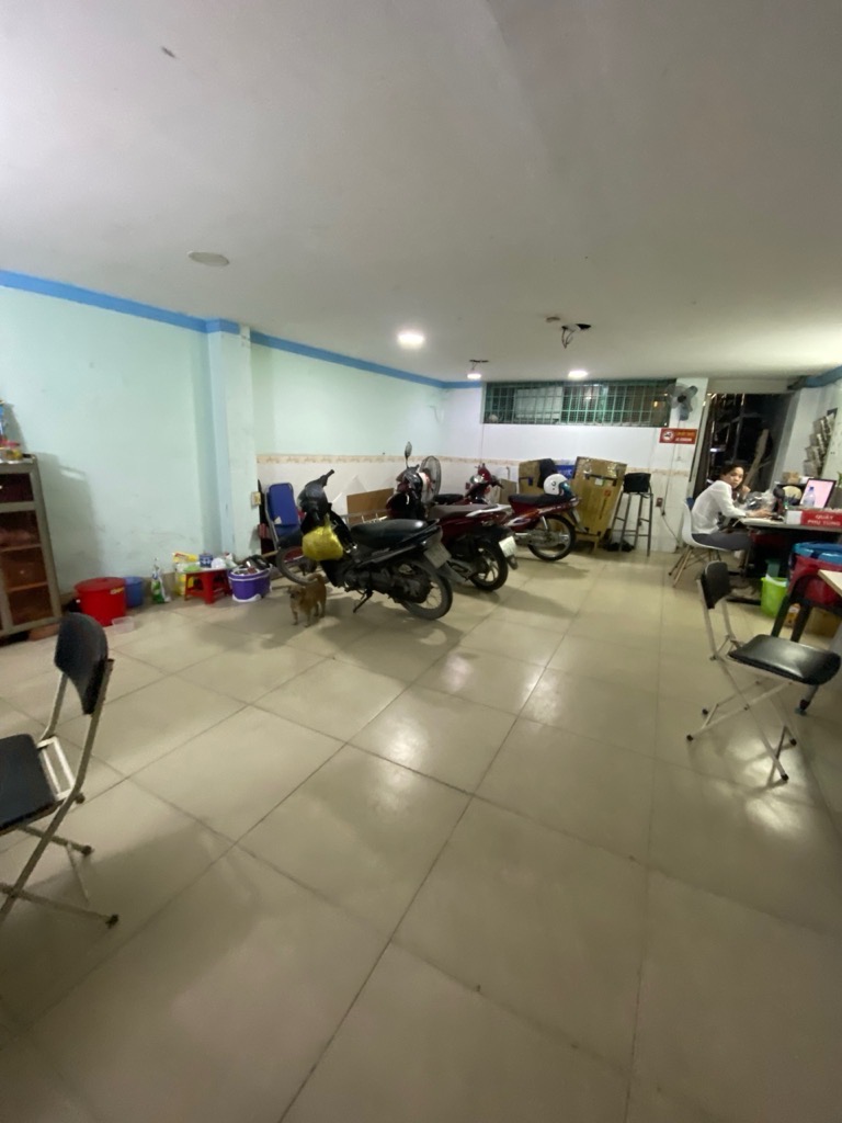 Nhà mặt tiền kinh doanh quốc lộ 50