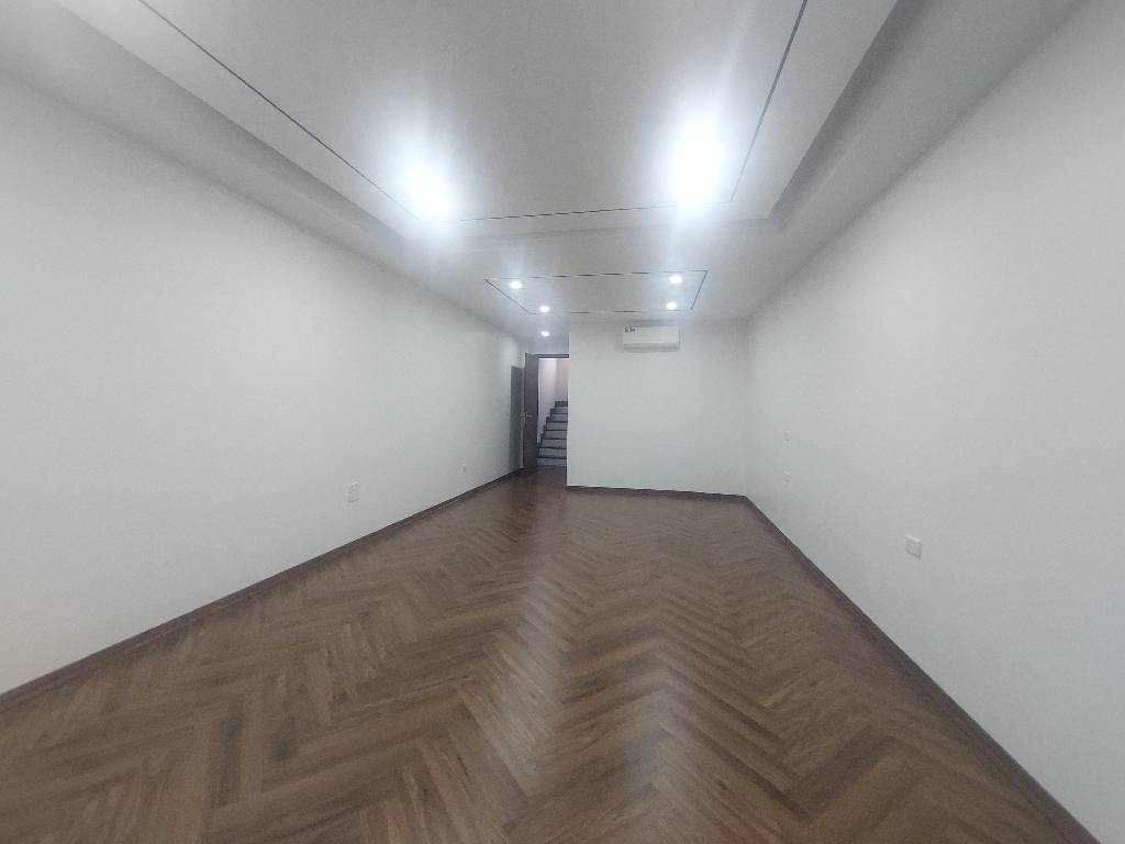 BÁN NHÀ Ô TÔ TRÁNH, NGÕ THÔNG, KINH DOANH, 2 MẶT THOÁNG TRƯỚC SAU, NHÀ MỚI FULL NỘI THẤT CAO CẤP, 7 TẦNG THANG MÁY HÀN QUỐC 650kg.