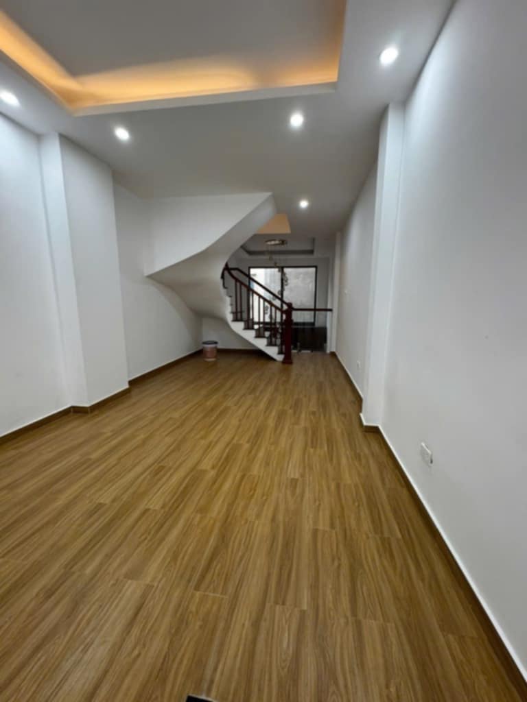 Bán nhà Bùi Xương Trạch gần hồ Đầm Hồng 38m2 7,9 tỷ