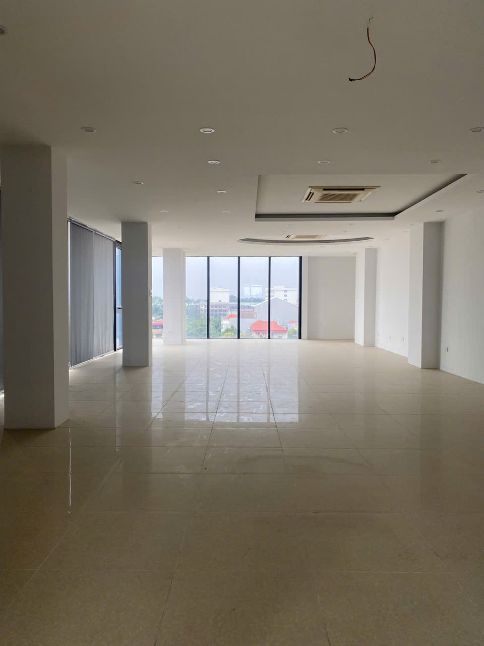 BÁN GẤP TÒA NHÀ 9 TẦNG MẶT QL3 THỊ TRẤN ĐÔNG ANH, ĐÔNG ANH, HÀ NỘI.