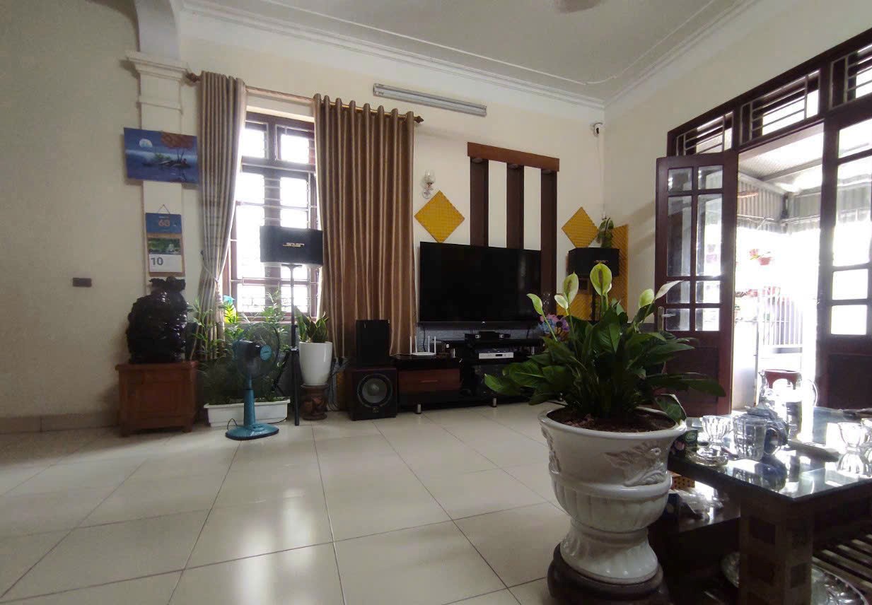 BÁN GẤP CĂN 3 TẦNG TẠI ĐÔNG ANH, HÀ NỘI. 100M2, SẴN NHÀ Ở NGAY.