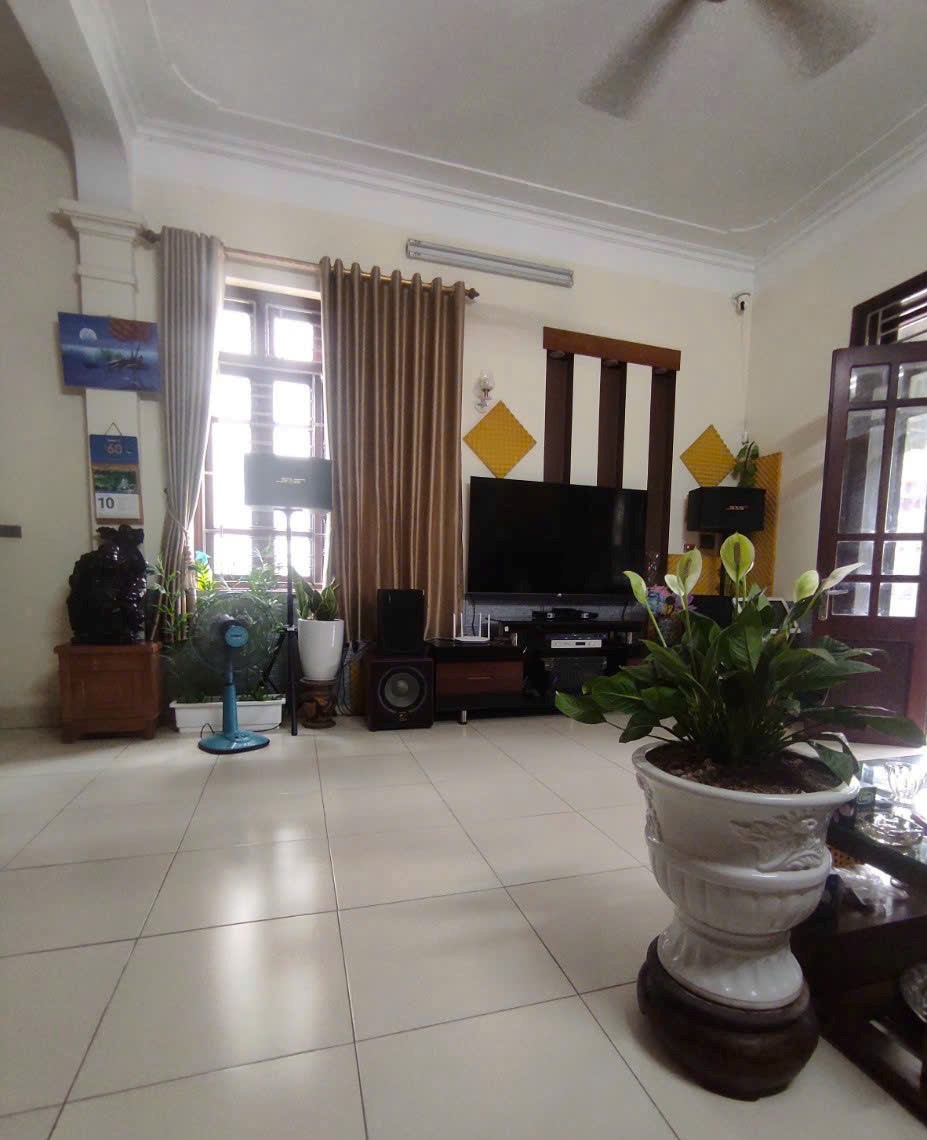 BÁN GẤP CĂN 3 TẦNG TẠI ĐÔNG ANH, HÀ NỘI. 100M2, SẴN NHÀ Ở NGAY.