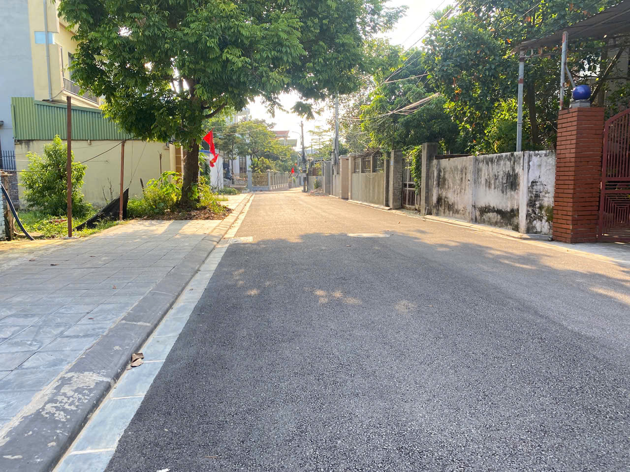 QUÁ ĐẸP ĐỂ XÂY BIỆT THỰ. KHU VỰC DÂN CƯ ĐÔNG ĐÚC, NHIỀU TIỆN ÍCH, GIAO THÔNG TIỆN LỢI KẾT NỐI NHANH VỚI NỘI ĐÔ