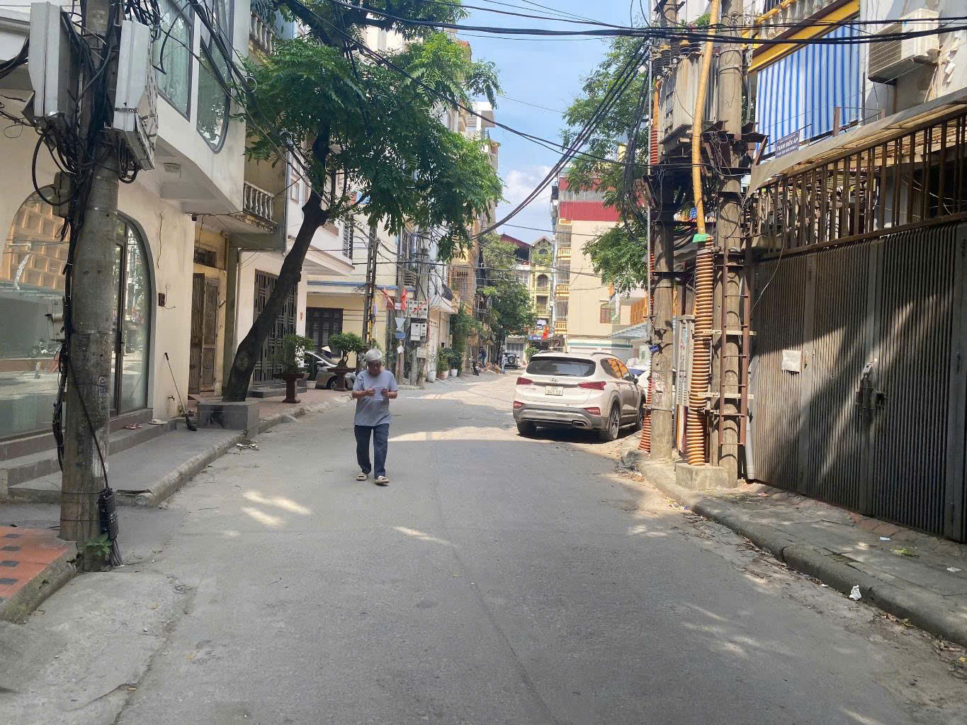 KHU PHÂN LÔ PHỐ PHÙNG CHÍ KIÊN - 50M2 - 6 TẦNG - OTO TRÁNH ĐỖ- KINH DOANH. CHỈ 15 TỶ