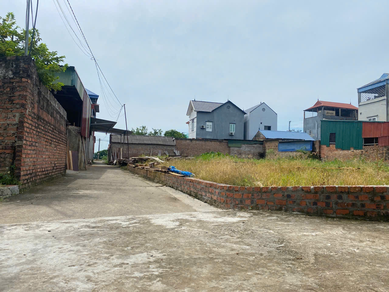 BÁN NHANH 106M ĐẤT FULL THỔ CƯ TẠI THANH TRÍ, MINH PHÚ, SÓC SƠN. GIÁ 2,7 TỶ.