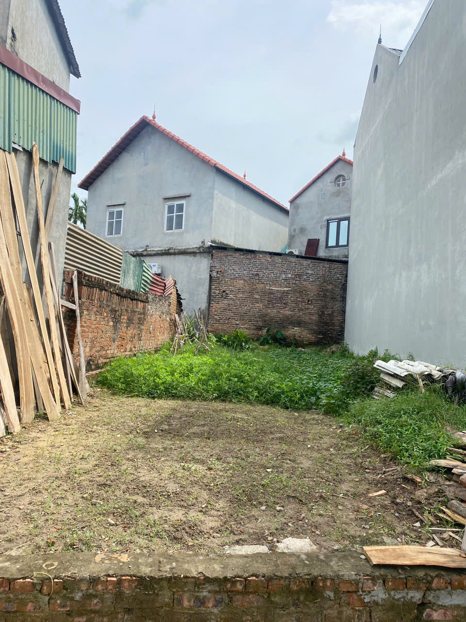 BÁN NHANH 106M ĐẤT FULL THỔ CƯ TẠI THANH TRÍ, MINH PHÚ, SÓC SƠN. GIÁ 2,7 TỶ.