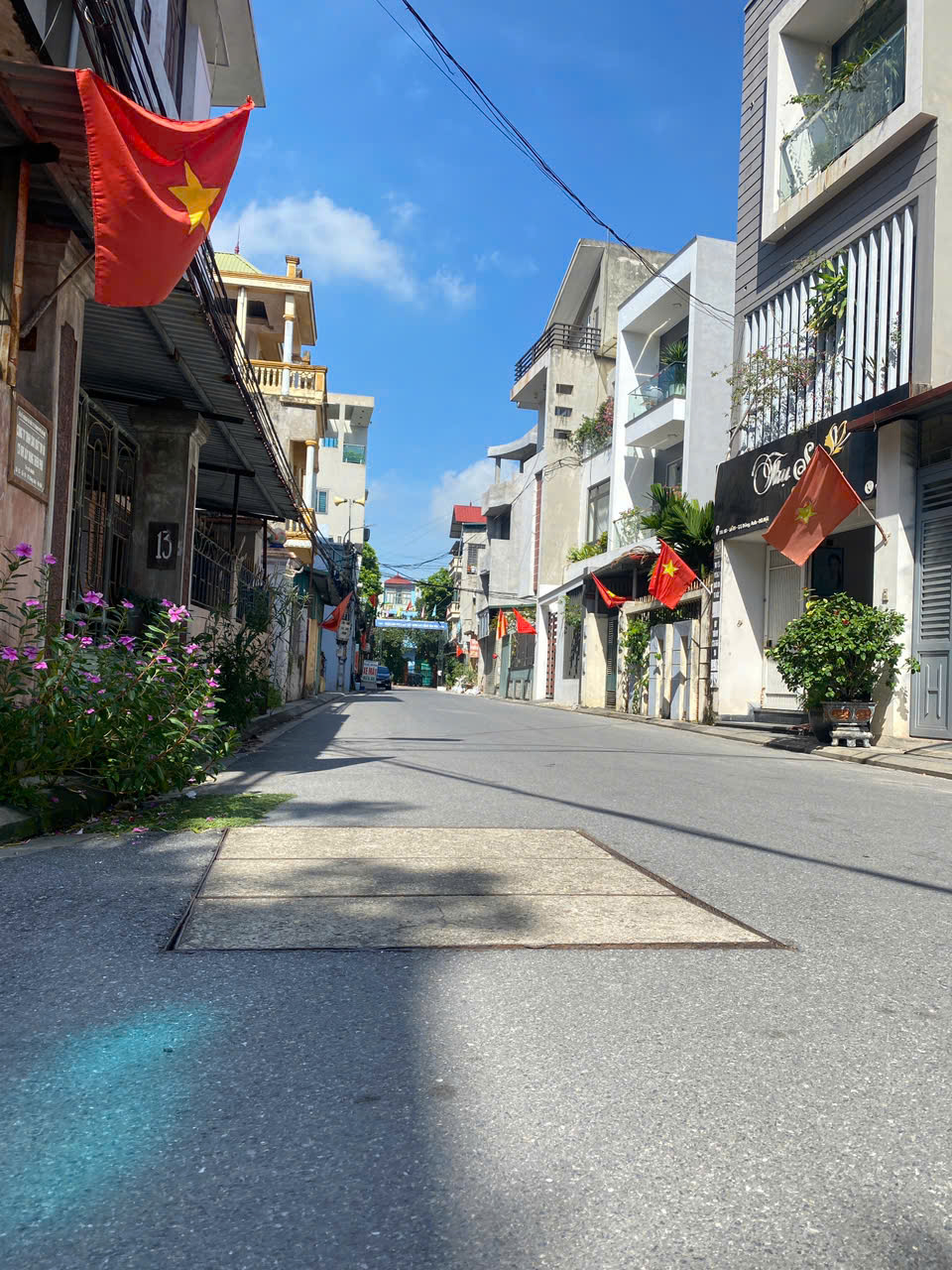 BÁN NHÀ TỔ 19 THỊ TRẤN ĐÔNG ANH, ĐÔNG ANH HÀ NỘI. CĂN GÓC, ĐƯỜNG Ô TÔ TRÁNH.