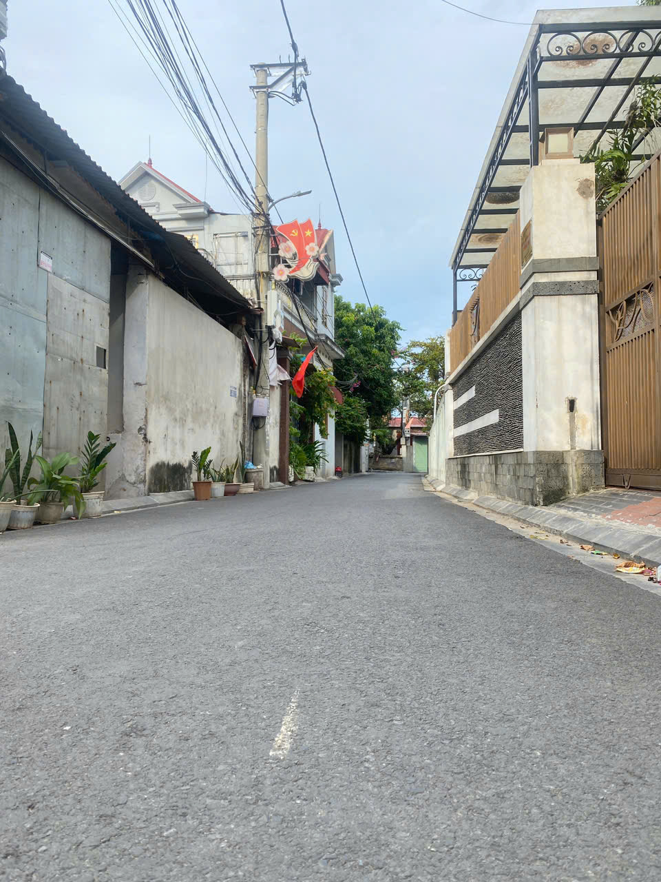 BÁN ĐẤT XUÂN CANH, ĐÔNG ANH, HÀ NỘI. GẦN TRUNG TÂM TRIỂN LÃM, VIN HÔM. GIÁ 5,6 TỶ