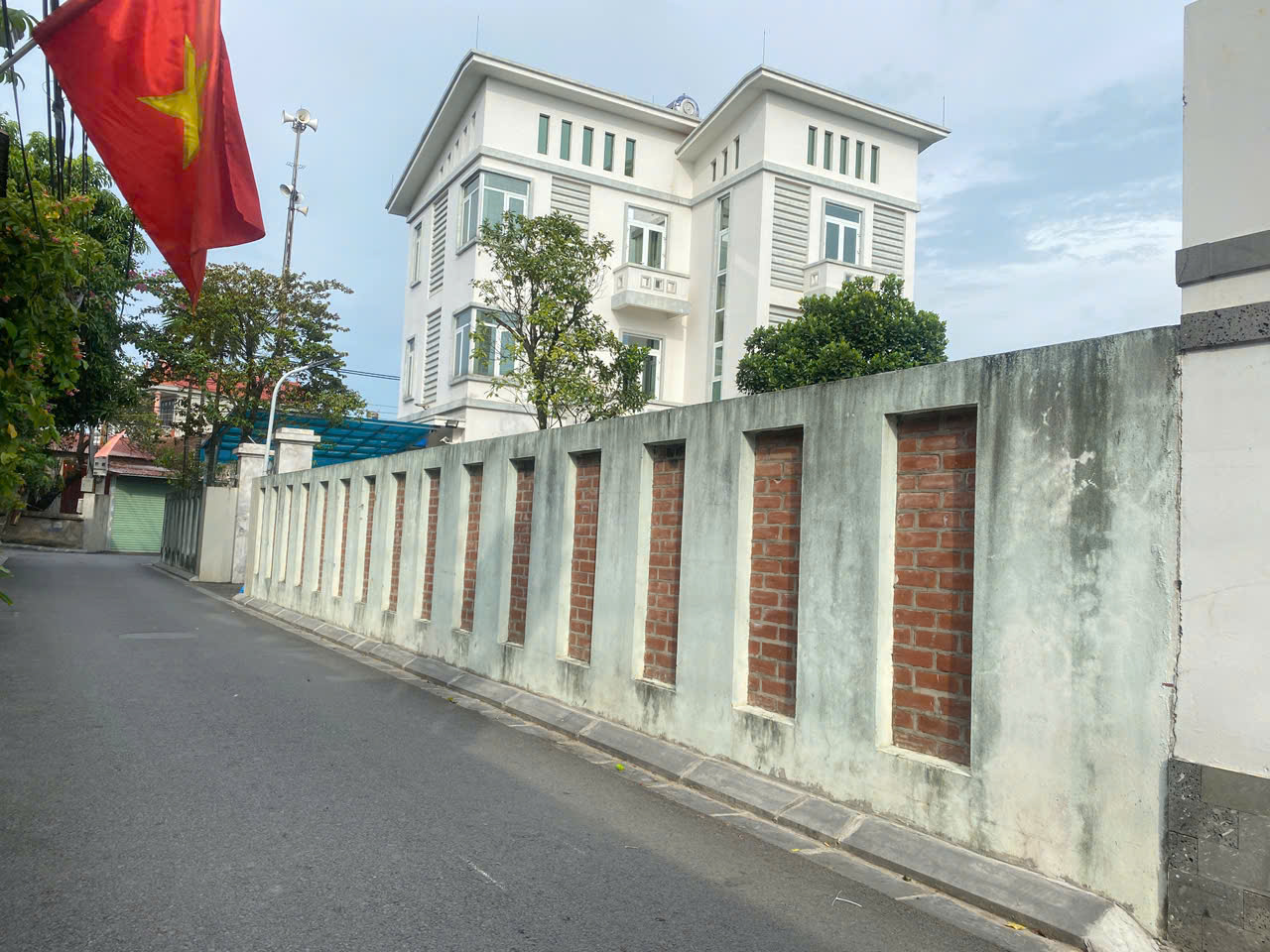 BÁN ĐẤT XUÂN CANH, ĐÔNG ANH, HÀ NỘI. GẦN TRUNG TÂM TRIỂN LÃM, VIN HÔM. GIÁ 5,6 TỶ