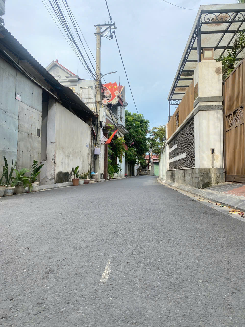 BÁN ĐẤT XUÂN CANH, ĐÔNG ANH, HÀ NỘI. GẦN TRUNG TÂM TRIỂN LÃM, VIN HÔM. GIÁ 5,6 TỶ